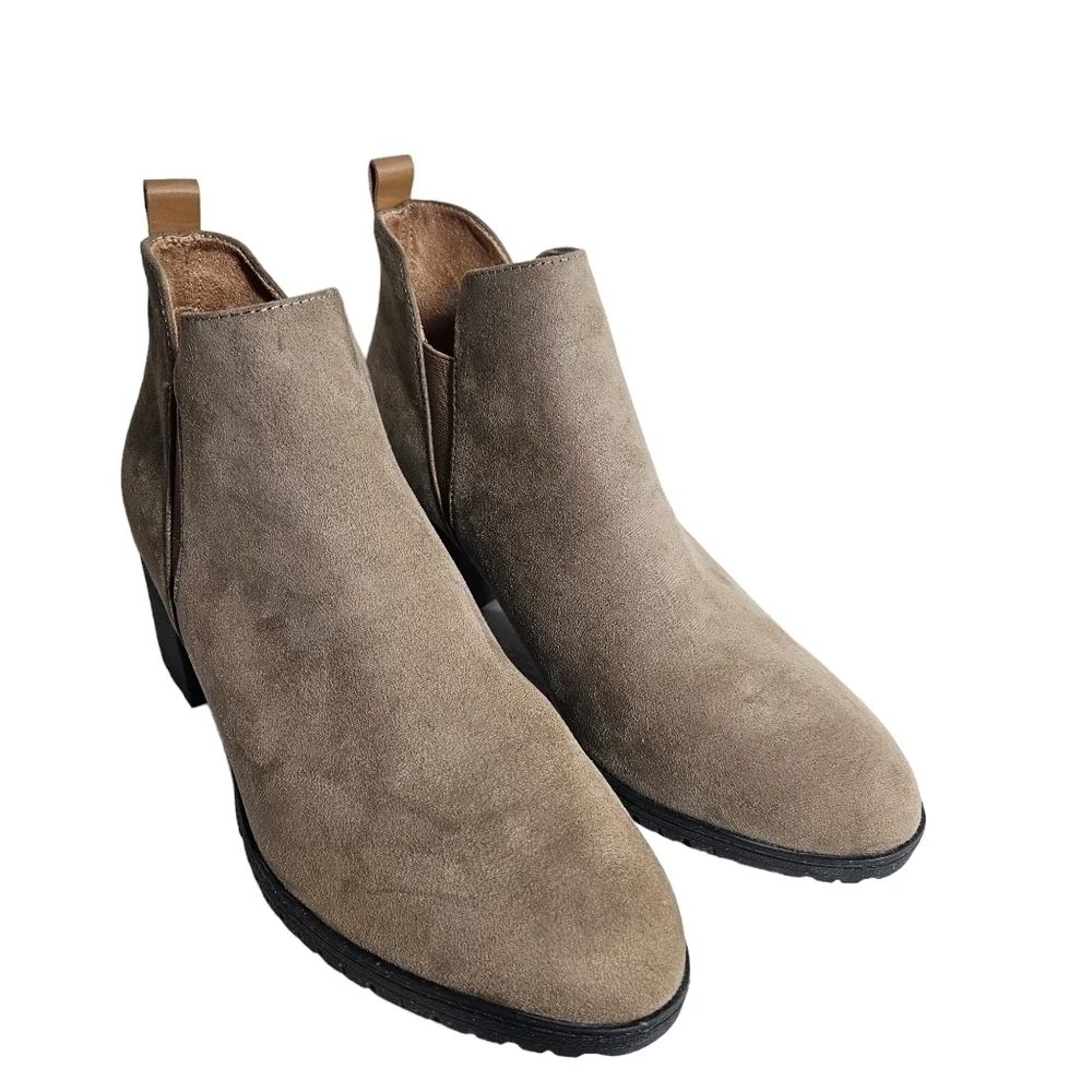 Dr Scholls London Brown Pull-on Closed toe Block Heel Booties Sz 9.5M